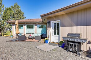 Beautiful Ranch Home w/ Cascade Mountain View