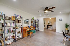 Roomy Houston Rental w/ Home Office & Private Pool