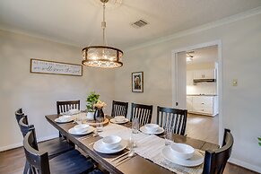 Roomy Houston Rental w/ Home Office & Private Pool
