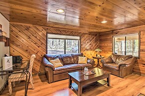 Deck & Grill: Pet-friendly Lakeside Cabin