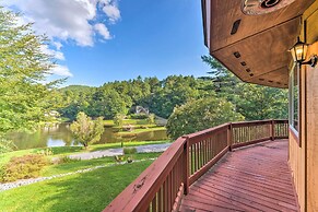 Lakefront Hendersonville Cabin Near Fishing!