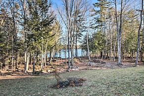 Stunning Monson Getaway on the Water!