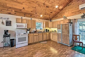 Stunning Monson Getaway on the Water!