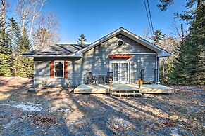Stunning Monson Getaway on the Water!