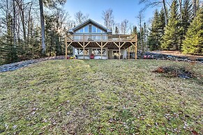 Stunning Monson Getaway on the Water!