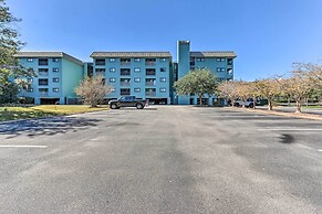 Hilton Head Resort Condo w/ Pool & Beach Access!