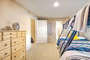 Beautiful Montgomery Home w/ Lakefront Deck!