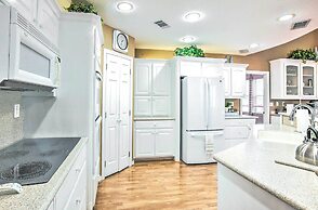 Beautiful Montgomery Home w/ Lakefront Deck!