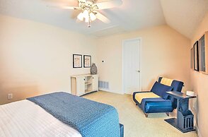 Beautiful Montgomery Home w/ Lakefront Deck!