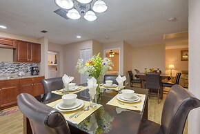 10 Mi to Coquina Beach: Spacious Bradenton Duplex