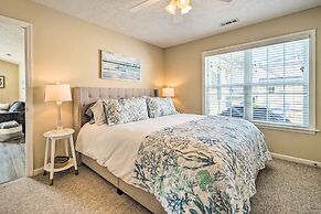 Oak Island Hideaway Hut ~ 1 Mi to Long Beach!