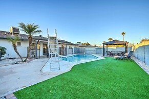 Mesa Home w/ Outdoor Pool - 2 Mi to Sloan Park!