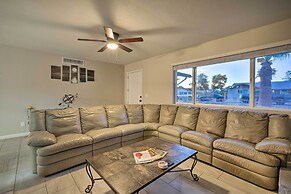 Mesa Home w/ Outdoor Pool - 2 Mi to Sloan Park!