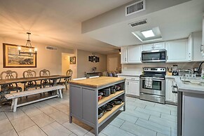 Mesa Home w/ Outdoor Pool - 2 Mi to Sloan Park!