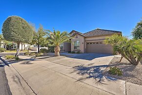 Glendale Getaway w/ Outdoor Pool + Gas Grill!