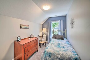 Spacious Fort Wayne Condo w/ Porch + Storage!