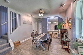 Spacious Fort Wayne Condo w/ Porch + Storage!