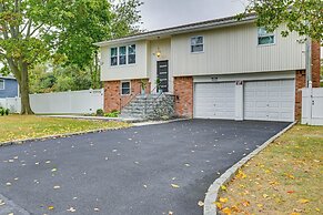 Bay Shore Vacation Rental w/ Shared Yard!