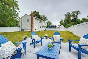 Bay Shore Vacation Rental w/ Shared Yard!