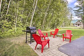 Readfield Retreat w/ Lake Maranacook Views!