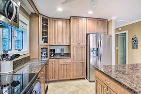 Readfield Retreat w/ Lake Maranacook Views!