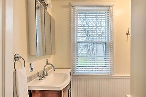 Victorian Home in Penn Yan ~ 1 Mi to Keuka Lake!