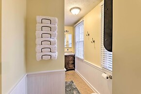 Victorian Home in Penn Yan ~ 1 Mi to Keuka Lake!