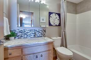 Pacific Penthouse With Sunroom & Ocean Views!