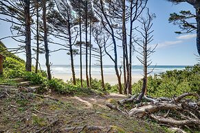 Pacific Penthouse With Sunroom & Ocean Views!