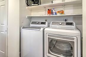 Arizona Condo w/ Community Pool & Hot Tub