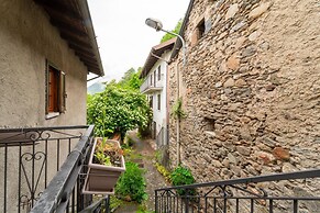 Un Balcone sul Lago by Wonderful Italy