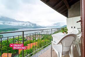 Un Balcone sul Lago by Wonderful Italy