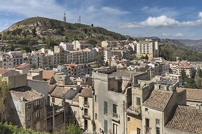 Villa Salemi With Pool