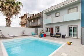 Villa Salemi With Pool