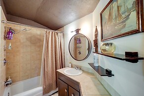 Quaint Vacation Rental w/ Porch in Banner Elk!