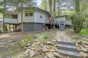 Quaint Vacation Rental w/ Porch in Banner Elk!