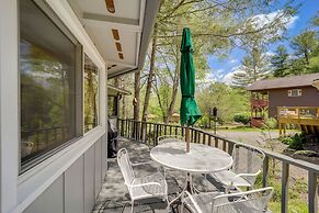 Quaint Vacation Rental w/ Porch in Banner Elk!