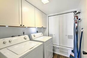 3 Mi to Old Town: Scottsdale Condo w/ Pool & Lake