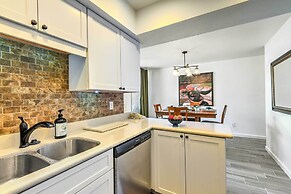 3 Mi to Old Town: Scottsdale Condo w/ Pool & Lake