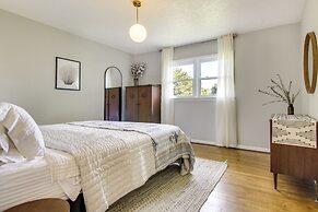 Mountain Home by Blue Ridge Pkwy: Views & Fire Pit