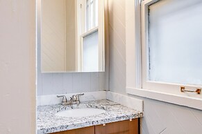 < 1 Mi to Washington Park: Denver Vacation Rental