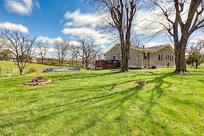 Lawrenceburg Family Home w/ Seasonal Pool!