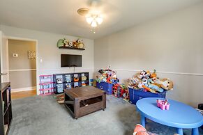 Lawrenceburg Family Home w/ Seasonal Pool!