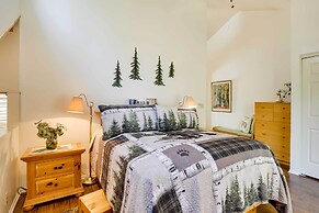 'peaceful Pines' Running Springs Home w/ 3 Decks