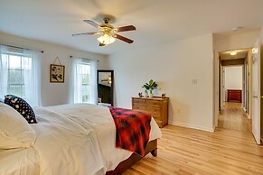 Dog-friendly Freeville Home ~ 8 Mi Cayuga Lake!