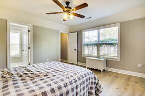 Charming Lewes Townhome w/ Sunroom: 5 Mi to Beach!