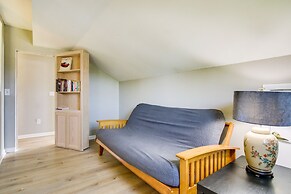 Charming Lewes Townhome w/ Sunroom: 5 Mi to Beach!