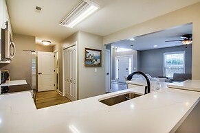 Charming Lewes Townhome w/ Sunroom: 5 Mi to Beach!