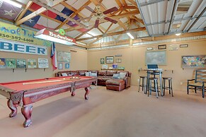 New Braunfels Home w/ Pool 2 Mi to Guadalupe River