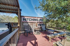 New Braunfels Home w/ Pool 2 Mi to Guadalupe River